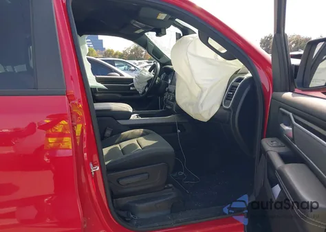 2022 Ram 1500 Big Horn Quad Cab 4X2 6'4 Box из США, поврежденный, VIN 1C6RREBT2NN153160